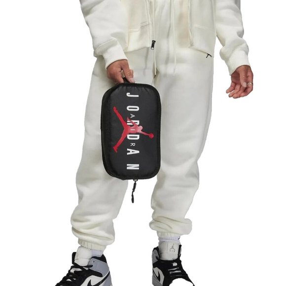 Nike Air Jordan Men's Travel Dopp Kit Clutch Toiletries Bag Black White Red NWT - Picture 2 of 6